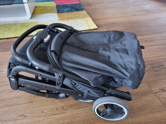 Hauck Travel N Care Black - 6