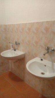 Kancelárie na Vajnorskej ulici, Bratislava III - 6