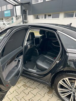 Audi A8 - 6