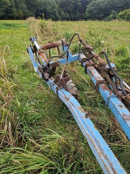 Predám 5 radlicny hydraulický pluh B201 - 6