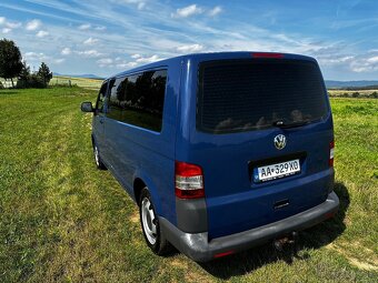 Predám Volkswagen caravelle LONG 2.0tdi 75kw 2012 8miestny - 6