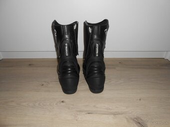 Predam len vyskusane damske kozene moto topanky HELD - 6