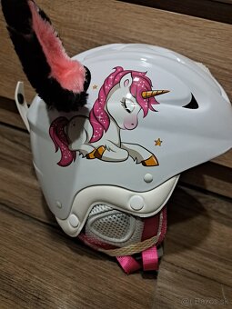 Detska lyziarska prilba s lyžiarskymi okuliarmi - 6