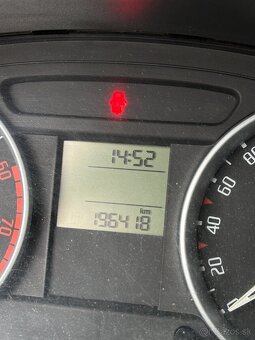 Predám Škoda Fabia 1,4 16V Ambiente, r.v. 2008 - 6