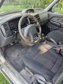 Mitsubishi L200 - 6