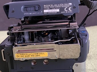Sony DCR-TRV33E - 6