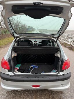 Peugeot 206 - 6
