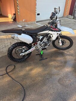 Predám Yamaha yzf 450 - 6