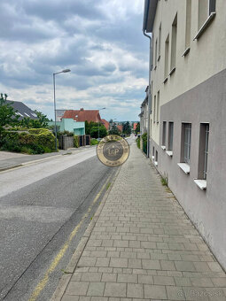 Prenájom 3 i byt Pálffyho kúria ul.Alstrová, gar. parkovanie - 6