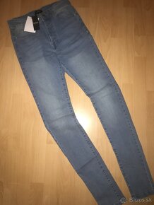 SÚPRAVA BOOHOO: tričko + rifle veľ. M/L a 32 (31) + darček - 6