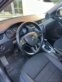 🚗 Zachovalá Škoda Octavia Combi 2.0 TDI DSG – servisná his - 6