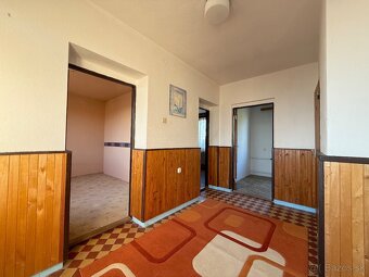 Rodinný dom s veľkým pozemkom - Veľké Ludince - 6