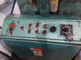 Použitý ohraňovací lis LO 50/2500, r. v. 1972 - 6