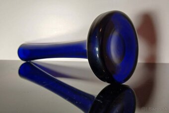 Krásna kobaltová signovaná sklenená váza - 6