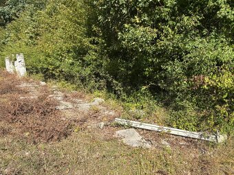 Betónový plot - 22m dlhý, 2m vysoký - 6