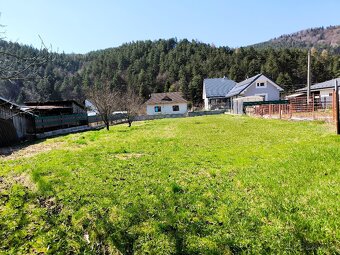 REZERVOVANÝ-Rodinný dom s krásnym pozemkom 1.329 m² - 6