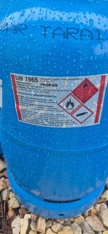 Predám 11kg. originál propánovú plnú fľašu zapečatená. - 6