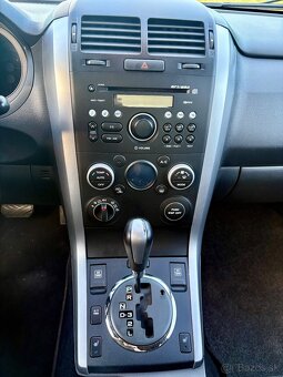 Suzuki Grand Vitara 2.4 - 6