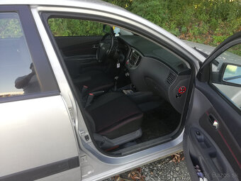 Kia Rio 1,4 benzín, 2008, iba 51 000 km - 6