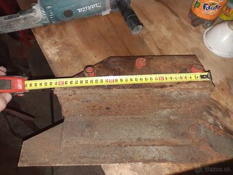 Predám nôž aj s držiakom na rezačku - 6