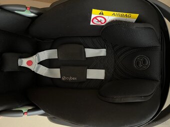 Cybex Cloud T i-size plus + ISOFIX Base T - 6