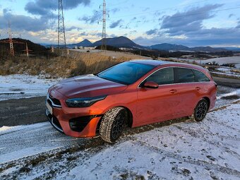 Predám KIA CEED SW GT - Line - 6