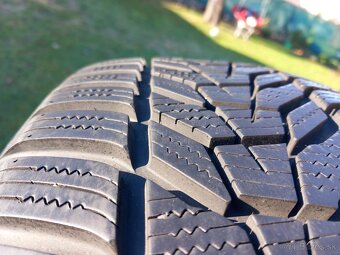 205/55 r19 zimne pneu hankook - 6