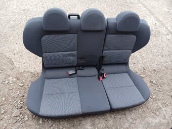Mitsubishi Colt CZ3- sedačky - 6