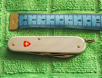 VICTORINOX ALOX - 6