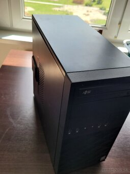 Menší herný počítač i5 9400f , rx 570 , 16gb ddr4 , 1tb SSD - 6