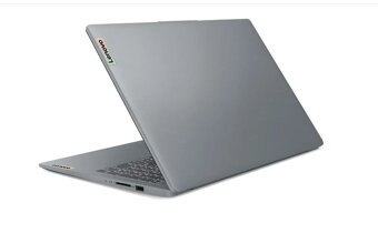 IdeaPad Slim 3|AMD Ryzen 5 7520U|8 GB|512 GB SSD - 6