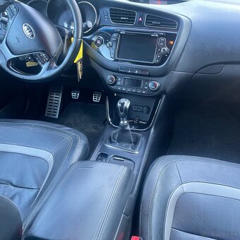Kia Ceed - 6