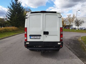 Iveco daily 2.3 hpi A/T - 6