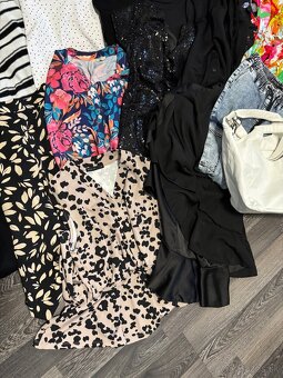 Balík dámskeho letného oblečenia S-Xs - 6