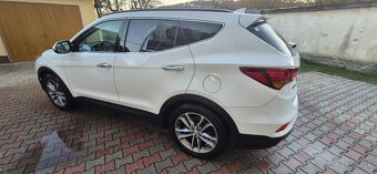 HYUNDAI Santa Fe - 6