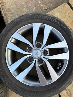 Hliníkové disky s pneumatikami - 6