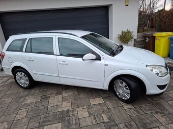 Predám Opel Astra Caravan - 6