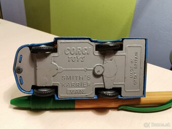 Corgi toys Smith s Van - 6
