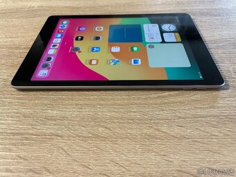 9,7” tablet iPad 6 generácie / 128GB TOP stav - 6