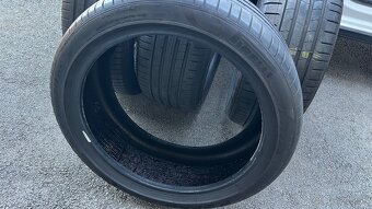 Predam pneu pirelli p zero245/40r19 - 6