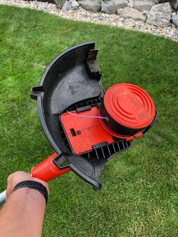 Strunova kosacka Black&Decker Hl - 6