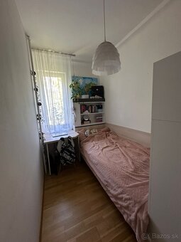 Na predaj pekný 2.5 izb. byt , výmera 58 m2, kompl. rekonšt. - 6