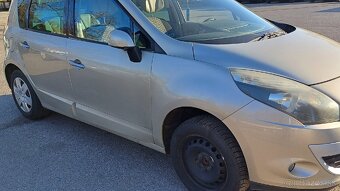 Renault Scenic 1.4i 96kw r.2009 - 6