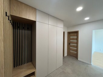NOVINKA MODERNÝ, KRÁSNY 3IZBOVÝ BYT S LOGGIOU, KE TERASA - 6