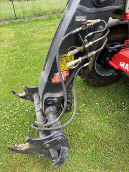 Teleskopický manipulátor Manitou MLT 627T Compact - 6