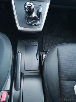 Mazda 5, 2.0 105kW, nafta, 7miestne - 6