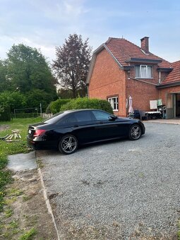 🚙 Mercedes Benz AMG E220 4matic - 6