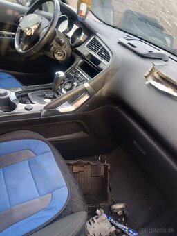 Peugeot 3008 - 6
