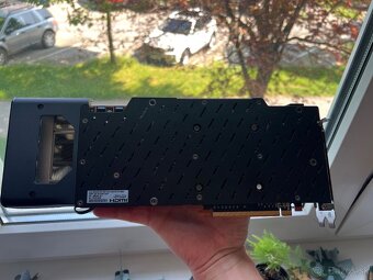 Predám grafickú kartu XFX Speedster SWFT 319 Radeon RX 6800 - 6