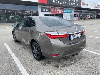 Toyota Corolla 1.6 Active - 6